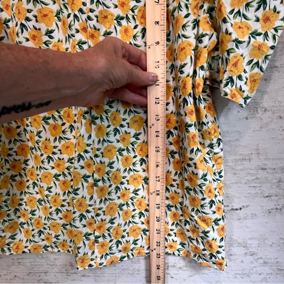 TCEC Floral Print Puff Shoulder Blouse Sz L Summer Cottagecore Vacation Boho - Picture 11 of 16